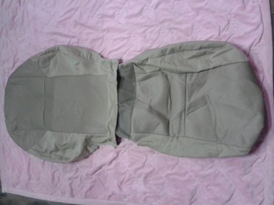 ขายผ้าหุ้มเบาะกำมะหยี่ VIGO สภาพถอดจากป้ายแดง