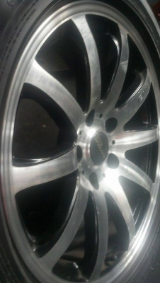 แม็ก 17 พร้อมยางดันลอบ 5 รู 114 แม็ก 17 พร้อมยางดันลอบ 5 รู 114