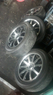 แม็ก 17 พร้อมยางดันลอบ 5 รู 114 แม็ก 17 พร้อมยางดันลอบ 5 รู 114