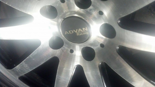 แม็ก 17 พร้อมยางดันลอบ 5 รู 114 แม็ก 17 พร้อมยางดันลอบ 5 รู 114