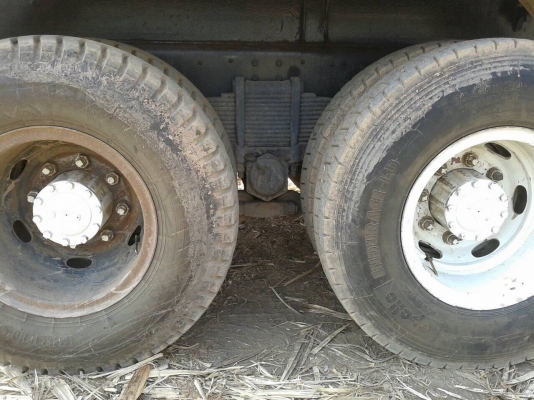 ขายรถพ่วงดั้มแม่ - ลูก 3 คานยัด MEGA 320 ปี 48 คัสซีสวยตลอดเส้น เครื่องเดิม เกียร์ Easton แอร์เย็น ยางเต็ม ทะเบียนพร้อมโอน ราคาต่อรองได้