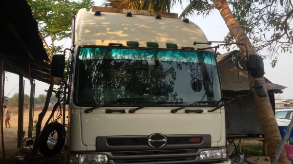 ขายด่วนรถ12ล้อตู้เย็น