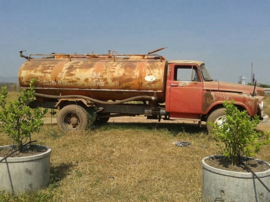 ขายรถน้ำ 6 ล้อหัวยาว TOYOTA สภาพพร้อมใช้งาน เครื่อง 165 แรงม้า คัสซีสวยตลอดเส้น ระบบปั้มน้ำใช้งานได้ปกติ ทะเบียนพร้อมโอน ราคาต่อรองได้ครับ