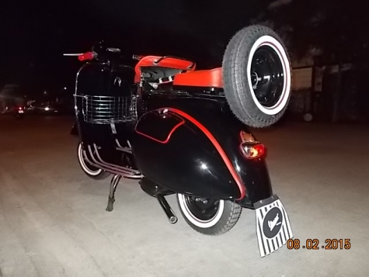 เอเซียเวสป้า---->>จัดส่งรถvespa 64 2 คัน ให้คุณปิงและคุณชูเกียรติ ที่ศรีราชา เรียบร้อย09/02/2558