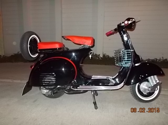 เอเซียเวสป้า---->>จัดส่งรถvespa 64 2 คัน ให้คุณปิงและคุณชูเกียรติ ที่ศรีราชา เรียบร้อย09/02/2558