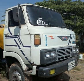 หกล้อ HiNo-Wo4D-117แรง สภาพดีเดิมๆปั้มระบบฉีดน้ำครบ พร้อมใช้งาน ทะเบียนพร้อมโอน ราคา285,000 ครับ