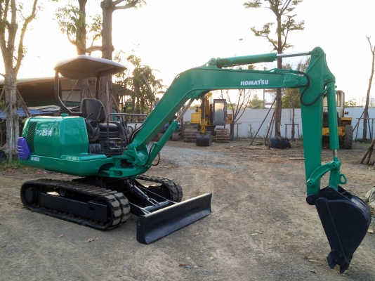 ขายรถแม็คโคร KOMATSU PC25 รุ่น 7 สภาพดี ไม่เคยผ่านการใช้งานในไทย ติดต่อ 086-775-7900, 086-324-1992 ขายรถแม็คโคร KOMATSU PC25 รุ่น 7 สภาพดี ไม่เคยผ่านการใช้งานในไทย ติดต่อ 086-775-7900, 086-324-1992
