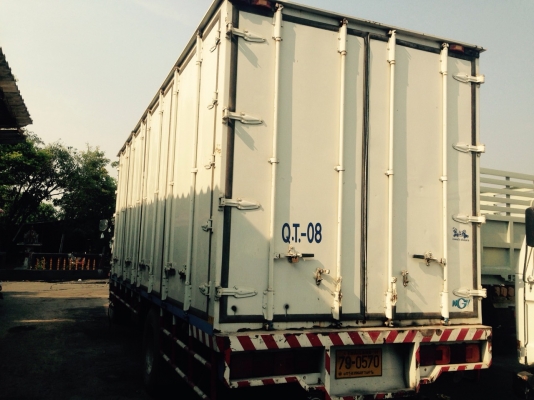 ขายรถ6ล้อเครื่อง220แรง ยาว7.2เมตร สภาพดีพร้อมใช้งาน