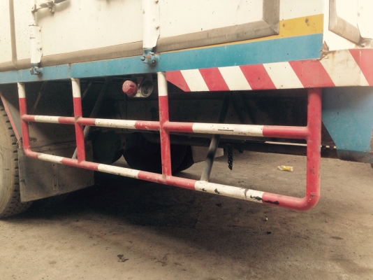 ขายรถ6ล้อเครื่อง220แรง ยาว7.2เมตร สภาพดีพร้อมใช้งาน