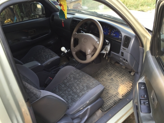 ขาย tiger. D4D. 2.5. E.  Abs. Airbag.  ปี2002 สภาพพร้อมใช้งาน.