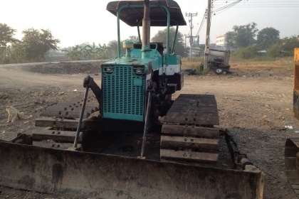 ขายD3 สภาพสวย พร้อมใช้งาน เครื่องดี ช่วงล่างดี ใบเเทร็กครบ ราคาต่อรองได้