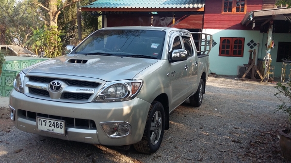 มือเดียวป้ายแดงไม่เคยชนไม่จมน้ำ