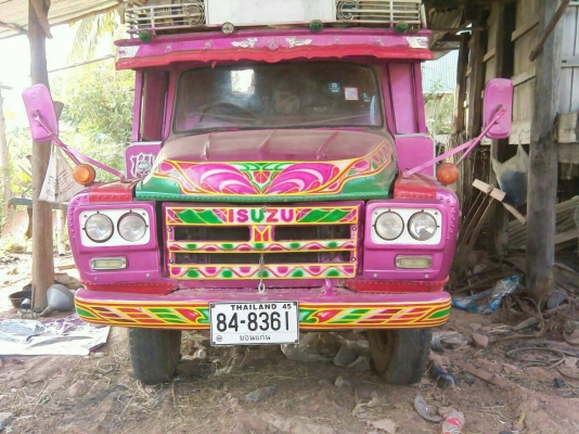 ขายรถเกี่ยวข้าวพร้อมเทรนเลอร์ เกษตรพัฒนา อุ้ม 2.5 ตัน ไอ้หนุ่มไวไฟ ปี 47 พร้อมเทรลเลอร์หัวยาว 10 ล้อ 2 เพลาราคา 740000 บาท  หน้าเกียว 3 เมตร