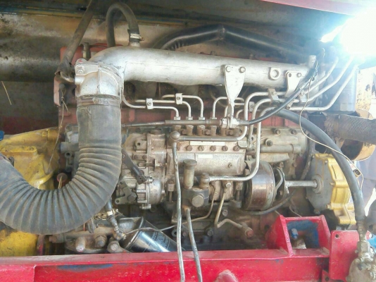 ขายรถเกี่ยวข้าวพร้อมเทรนเลอร์ เกษตรพัฒนา อุ้ม 2.5 ตัน ไอ้หนุ่มไวไฟ ปี 47 พร้อมเทรลเลอร์หัวยาว 10 ล้อ 2 เพลาราคา 740000 บาท  หน้าเกียว 3 เมตร