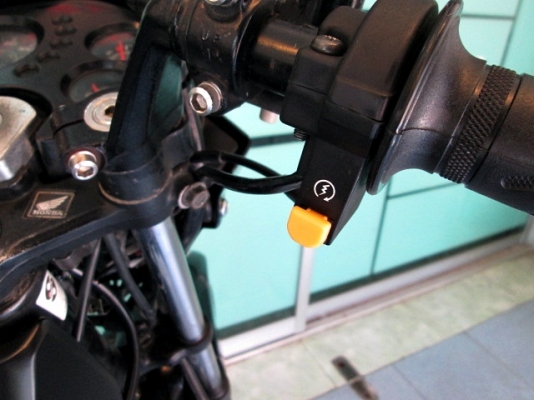 sonic (( สต๊าทมือ )) เครื่องดีเงียบมาก  สีสวย ชุดสีเบิกใหม่ทั้งคัน รถปี 48 สภาพนี้หายากแล้ว แถม 2 รายการ 25900