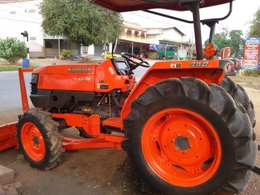 ปัญญาแทรคเตอร์มาแล้ว...จัดมาให้ครับ คูโบต้า L4508 ใบมีดคานล่าง เล่มทะเบียนพร้อม จัดส่ง อ.เมือง จ.กำแพงเพชร