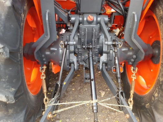 ปัญญาแทรคเตอร์มาแล้ว...จัดมาให้ครับ คูโบต้า L4508 ใบมีดคานล่าง เล่มทะเบียนพร้อม จัดส่ง อ.เมือง จ.กำแพงเพชร