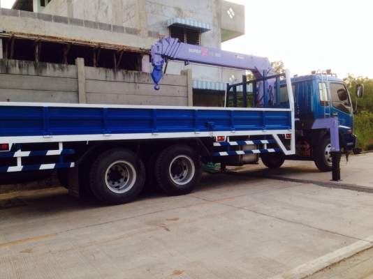 ายรถบรรทุกติดเครน