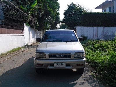 ISUZU SPACE CAB ปี96 เครื่อง2500