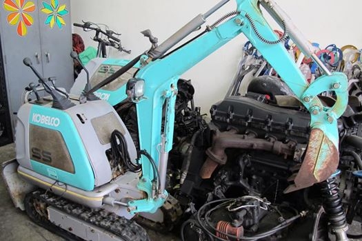 รถขุดจิ๋วKobelco