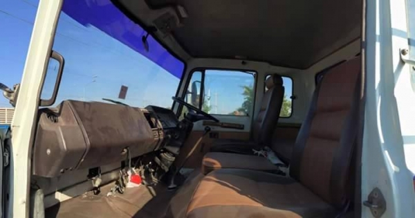 ขาย10ล้อ1เพลาHINO FL187 เครื่องHO7C 185แรง พ.เพาเวอร์ เบรกทิฟฟี่่ เครื่่องดี คัชซีสวย ยางดี สภาพพร้อมใช้งาน เอกสารพร้อมโอน จัดไฟแนนซ์ได้ เงื่อนไขง่ายๆวันเดียวรับรถ สนใจโทร 090-8588220คุณนะ 093-3258446คุณบิวตี้ ID:narong498 หรือ www.truck.in.th/498 หรือfb: ขาย10ล้อ1เพลาHINO FL187 เครื่องHO7C 185แรง พ.เพาเวอร์ เบรกทิฟฟี่่ เครื่่องดี คัชซีสวย ยางดี สภาพพร้อมใช้งาน เอกสารพร้อมโอน จัดไฟแนนซ์ได้ เงื่อนไขง่ายๆวันเดียวรับรถ สนใจโทร 090-8588220คุณนะ 093-3258446คุณบิวตี้ ID:narong498 หรือ www.truck.in.th/498 หรือfb: