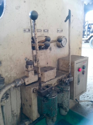 ขายด่วน เครื่องอัดแท็ค ยี่ห้อบาร์โก้ เก่านอก