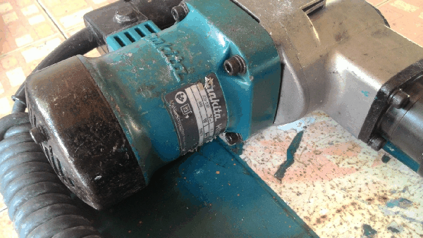 ขายเครื่องสะกัดคอนกรีด MAKITA HM0810 900W.