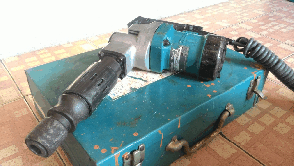 ขายเครื่องสะกัดคอนกรีด MAKITA HM0810 900W.