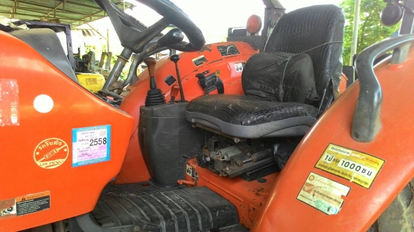 ขายรถไถ KUBOTA. M7040. ดันหน้า ผาน6