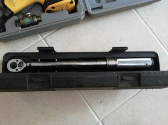 ขาย บล๊อคลม 1990 บาท / ด้ามปอน 5,900 บาท ยี่ห้อ TORQUE ขาย บล๊อคลม 1990 บาท / ด้ามปอน 5,900 บาท ยี่ห้อ TORQUE