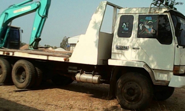 MITSUBISHI FUSO FN527 - 195 HP 6D16 MA สิบล้อ 2 เพลา เทรลเลอร์ท้ายลาดขึ้นรถแบ็คโฮร PC 200 ได้เลยครับ เครื่องยนต์เดิมๆแรงดีไม่มีเยิ้ม เกียร์เดิม 10 SPEED หัวเก๋งไม่มีผุภายในคอนโซลสวยครบ พวงมาลัยเพาเวอร์ ระบบเบรคทริ๊ปฟี้ ช่วงล่างใหญ่คัชซีไม่มีบวม ยางสภาพดี MITSUBISHI FUSO FN527 - 195 HP 6D16 MA สิบล้อ 2 เพลา เทรลเลอร์ท้ายลาดขึ้นรถแบ็คโฮร PC 200 ได้เลยครับ เครื่องยนต์เดิมๆแรงดีไม่มีเยิ้ม เกียร์เดิม 10 SPEED หัวเก๋งไม่มีผุภายในคอนโซลสวยครบ พวงมาลัยเพาเวอร์ ระบบเบรคทริ๊ปฟี้ ช่วงล่างใหญ่คัชซีไม่มีบวม ยางสภาพดี