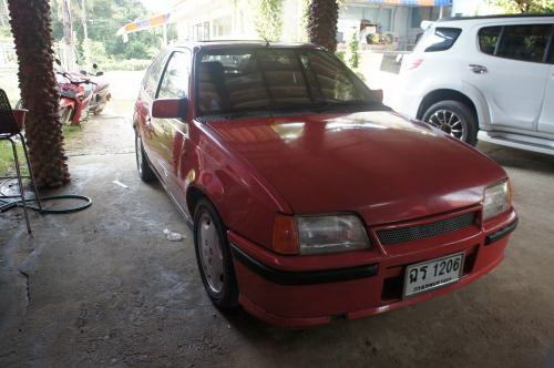 ต้องการขายรถ opel kadett