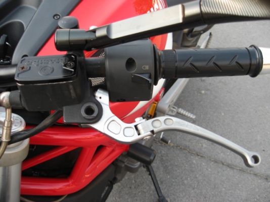 ขาย DUCATI M795 ปี 2013 พร้อมของแต่งเต็ม ราคา 319,000 ขาย DUCATI M795 ปี 2013 พร้อมของแต่งเต็ม ราคา 319,000