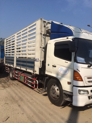 6ล้อ ฮีโน่ เครื่อง 220 ยาว 7.20 ติดแก็สโรงงาน 8 ถัง