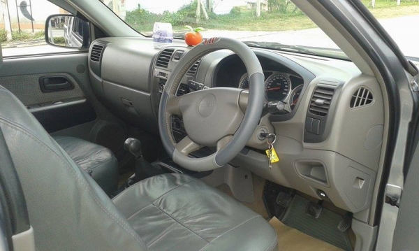 ขาย ISUZU D-MAX ปี05 SLX สภาพเดิม ขาย ISUZU D-MAX ปี05 SLX สภาพเดิม