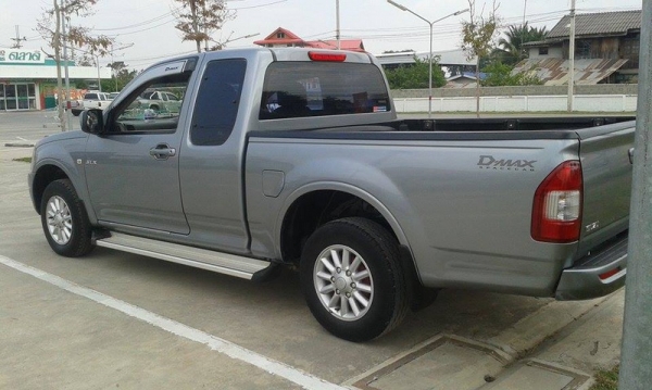 ขาย ISUZU D-MAX ปี05 SLX สภาพเดิม ขาย ISUZU D-MAX ปี05 SLX สภาพเดิม