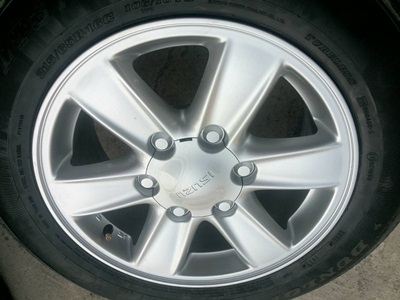 ขายล้อแม็กISUZU All New ขอบ16พร้อมยาง215/65/16 ปี13 4 ล้อ ขายล้อแม็กISUZU All New ขอบ16พร้อมยาง215/65/16 ปี13 4 ล้อ