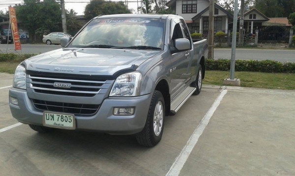 ขาย ISUZU D-MAX ปี05 SLX สภาพเดิม ขาย ISUZU D-MAX ปี05 SLX สภาพเดิม