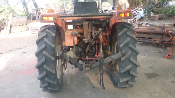 ขายรถไถคูโบต้าแอววัน1800 พร้อมใช้งานราคาต่อรองได้นะครับ