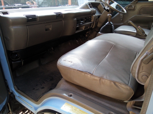 6 ล้อกลาง  ISUZU  NQR66RX5-T  120 แรงม้า * ยาว 5.50 ม. * รถสวยเดิม+สวยจริง+สภาพพร้อมใช้งาน * รถห้างแท้ * มีเล่มพร้อม *