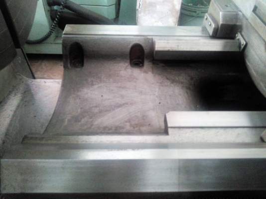 ขาย กลึง CHUBUKOKI MODEL LLA 1,000 มม. ถอดคอม้ากลึงสวิง โต 900-1,000 มม. กลึง ยาว 1 เมตร กลึงผ่านราง ได้โต 600 มม. ผ่านป้อม ได้โต 450 มม. ของญี่ปุ่น สวย สภาพดี แน่นฟิต พวงมาลัยขวา ขาย 320,000 บาท ต่อได้จ้า ติดต่อ เล็ก 086-3237681