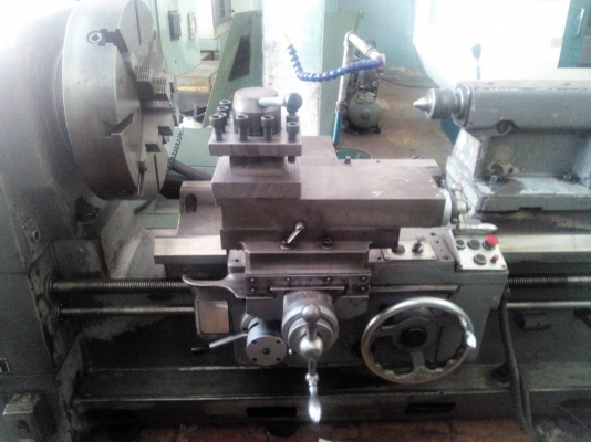 ขาย กลึง CHUBUKOKI MODEL LLA 1,000 มม. ถอดคอม้ากลึงสวิง โต 900-1,000 มม. กลึง ยาว 1 เมตร กลึงผ่านราง ได้โต 600 มม. ผ่านป้อม ได้โต 450 มม. ของญี่ปุ่น สวย สภาพดี แน่นฟิต พวงมาลัยขวา ขาย 320,000 บาท ต่อได้จ้า ติดต่อ เล็ก 086-3237681