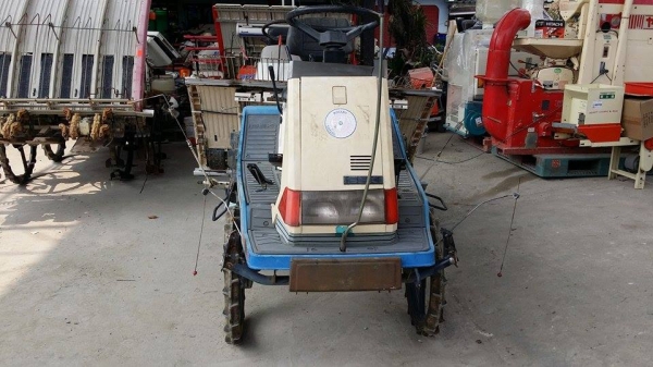 รถปลูกข้าวนั่งขับ ISEKI รุ่น 500DX เก่าญี่ปุ่น ดำนา 5 แถว สภาพดี เครื่องยนต์ติดง่าย สภาพพร้อมใช้งาน รถปลูกข้าวนั่งขับ ISEKI รุ่น 500DX เก่าญี่ปุ่น ดำนา 5 แถว สภาพดี เครื่องยนต์ติดง่าย สภาพพร้อมใช้งาน