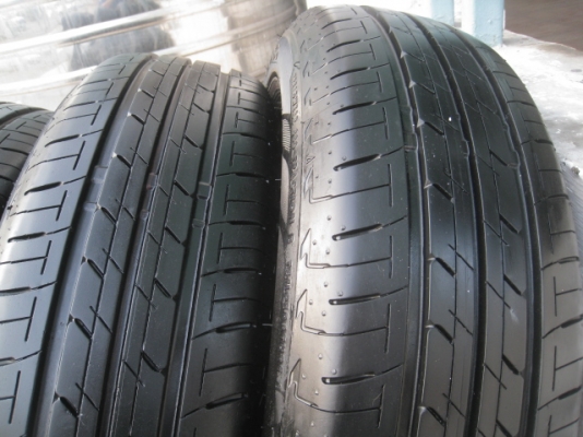 ขายยาง Bridgestone ecopia ep150 175/65r14 ยางผลิตสัปดาห์ที่ 36 ปี2013 ดอกยางเหลือประมาณ 80 -90\% ได้ครับ  สนใจติดต่อเล็กคลองสามครับ 081-3747940