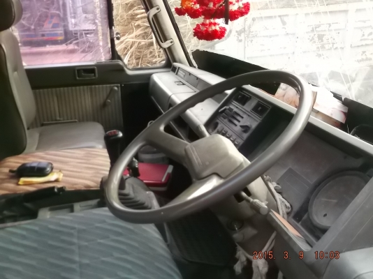 ขายรถสิบล้อสองเพลาดั้ม UD CWM430M 230แรงม้า