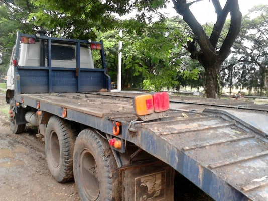 ขายเทนเลอร์ 2 เพลา NISSAN CW30 เครื่อง PD6 220 แรงม้า เบรคทิฟฟี่ พาวเวอร์ ทะเบียนเต็มพร้อมโอน รถใช้งานอยู่ราคาต่อรองกันได้