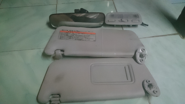 บังแดด Toyota Wish พร้อมสวิตช์ไฟเพดาน