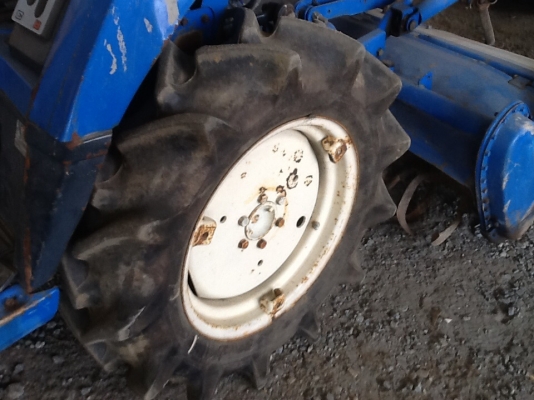 รถไถนาisekiสองเพลารถญี่ปุ่นสภาพดีพร้อมใช้