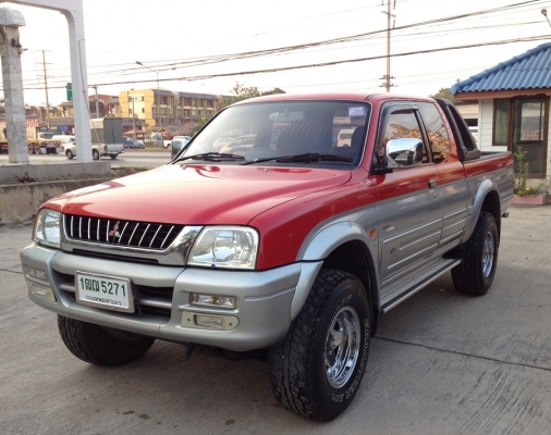 สตราด้า4WD รถเดิมๆสวย ทรงดีมีเสน่ห์ใช้งานน้อย น่าใช้สุดๆ 082-3816797