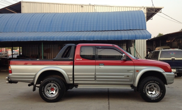 สตราด้า4WD รถเดิมๆสวย ทรงดีมีเสน่ห์ใช้งานน้อย น่าใช้สุดๆ 082-3816797 สตราด้า4WD รถเดิมๆสวย ทรงดีมีเสน่ห์ใช้งานน้อย น่าใช้สุดๆ 082-3816797